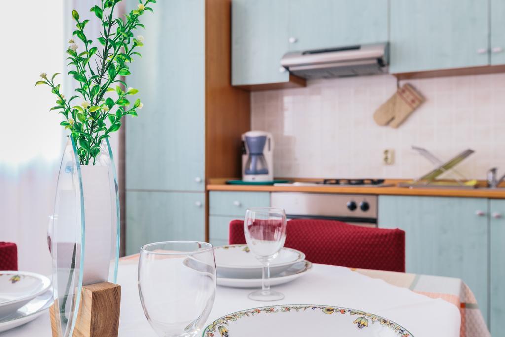 Andela Apartment Póla Szoba fotó