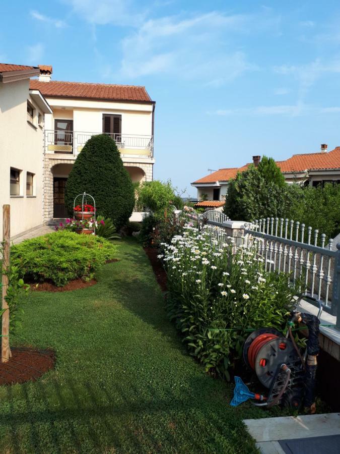 Andela Apartment Póla Kültér fotó